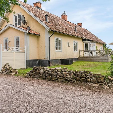 Stubbegarden - Unique Swedish Style With Fireplace Вадстена Экстерьер фото