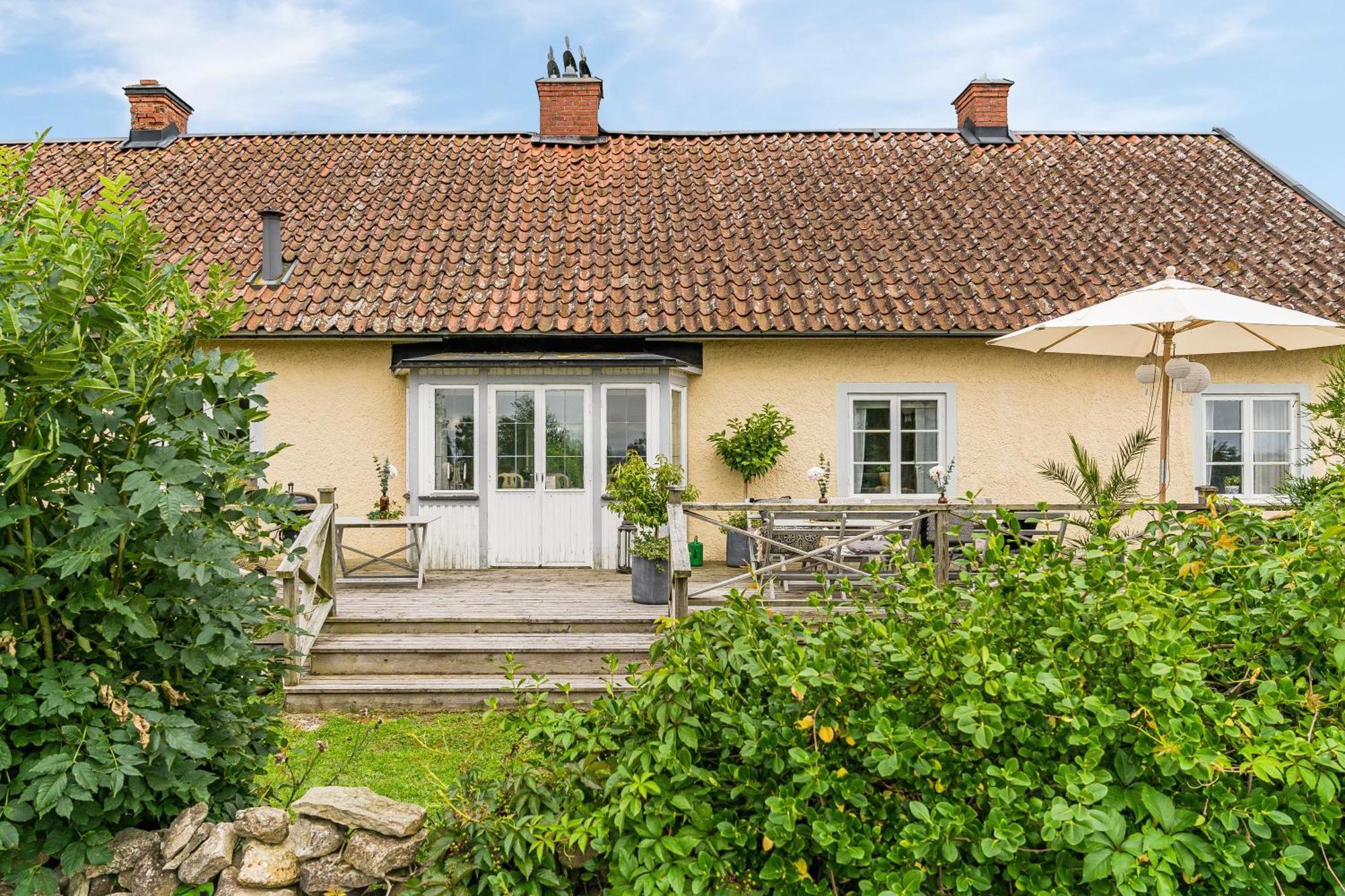 Stubbegarden - Unique Swedish Style With Fireplace Вадстена Экстерьер фото